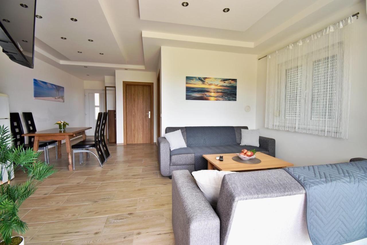 Apartmani Solis Vir Exterior photo